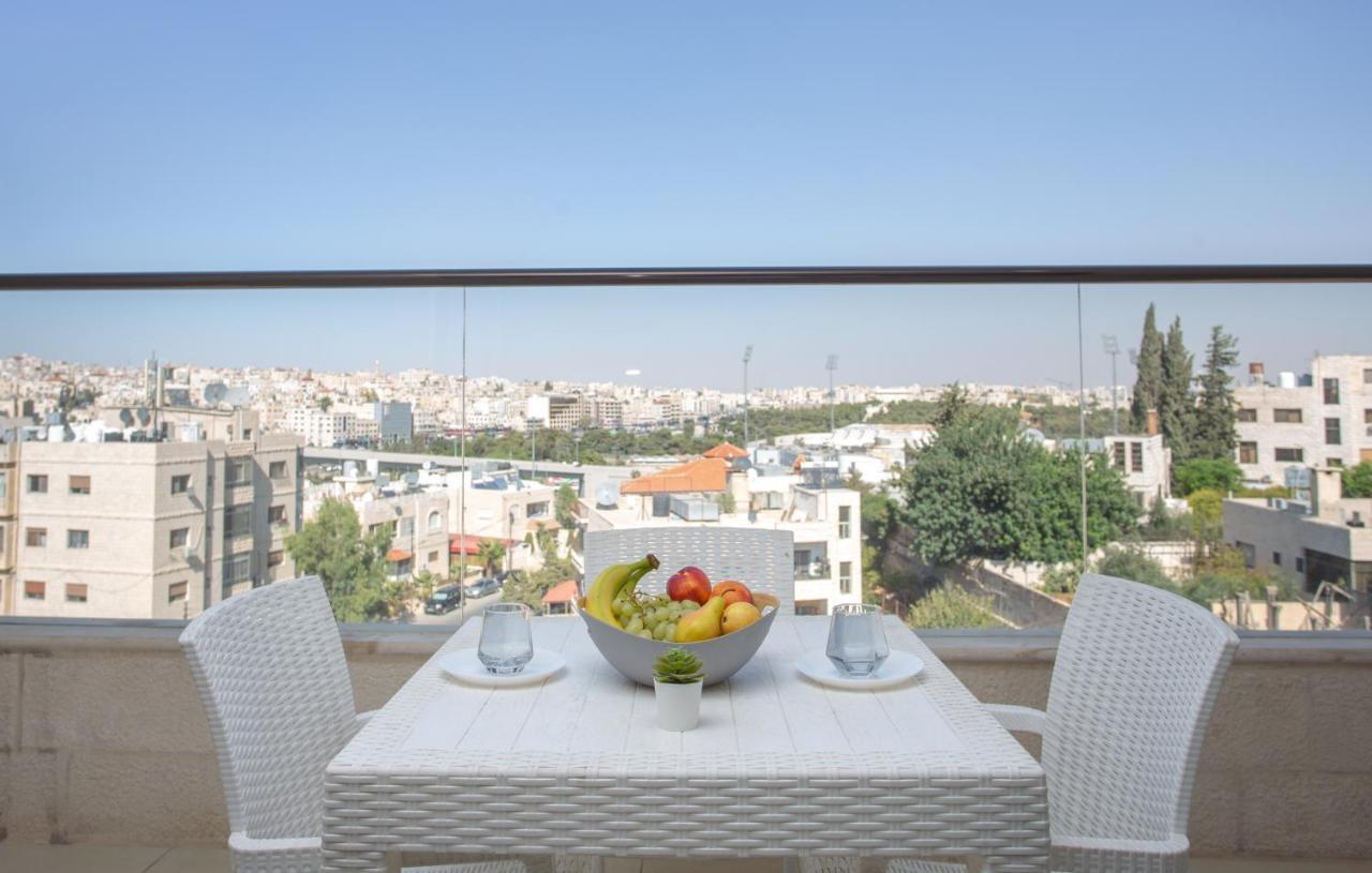 Triple A Hotel Suites Amman Exterior photo